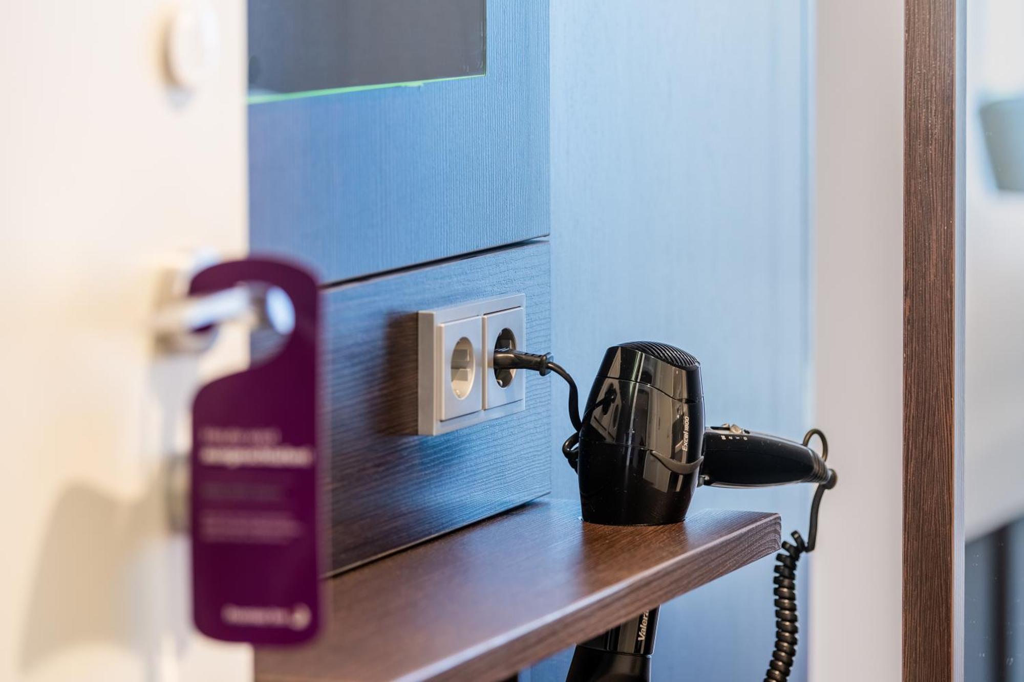 Premier Inn Muenchen Airport Sued Χαλμπεργκμόος Εξωτερικό φωτογραφία